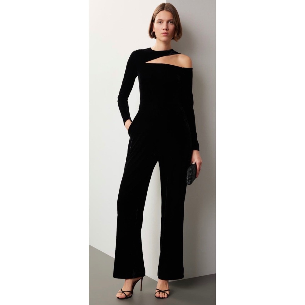 NWT REISS Adele Velvet Jumpsuit / MSRP $328 / Sizes 6 & 8 Available